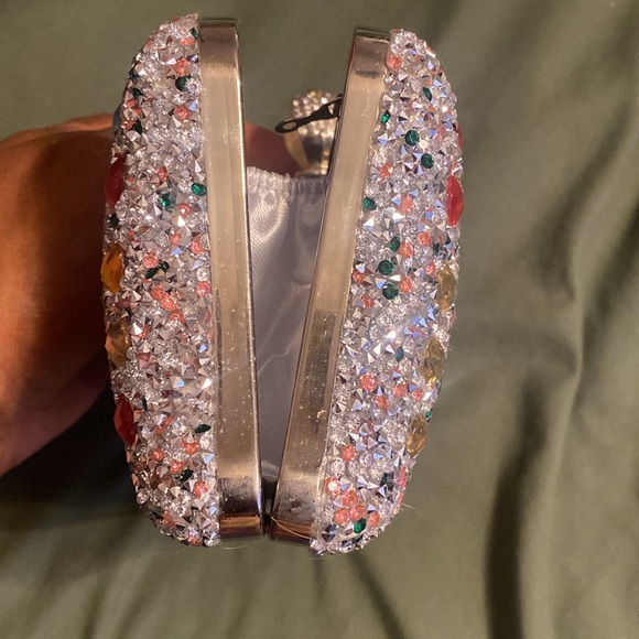 Dazzle clutch - Picture 3 of 4